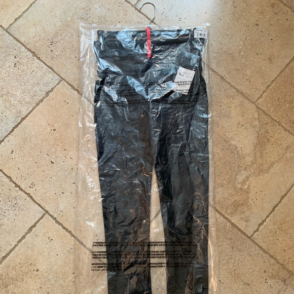 Spanx Faux Leather Leggings - Picture 6 of 7